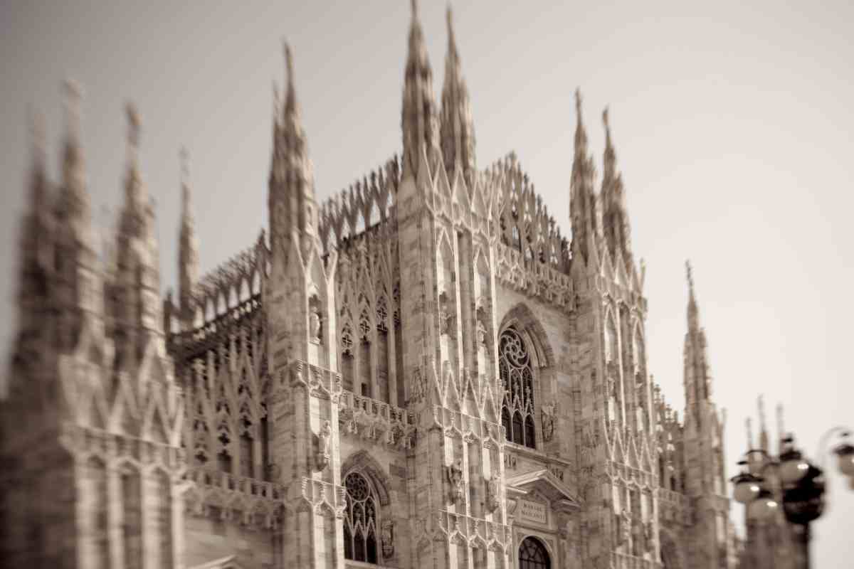 Il duomo di Milano com esempio di architettura gotica