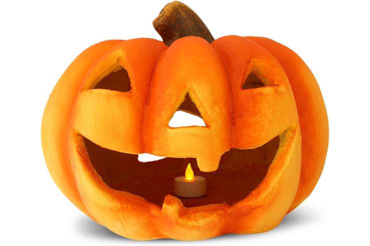 Zucca luminosa intagliata per Halloween