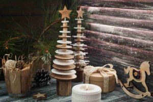 Alberi di Natale particolari di design in legno