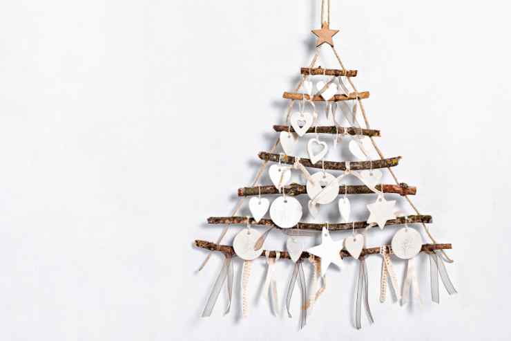 Albero di Natale in legno shabby chic