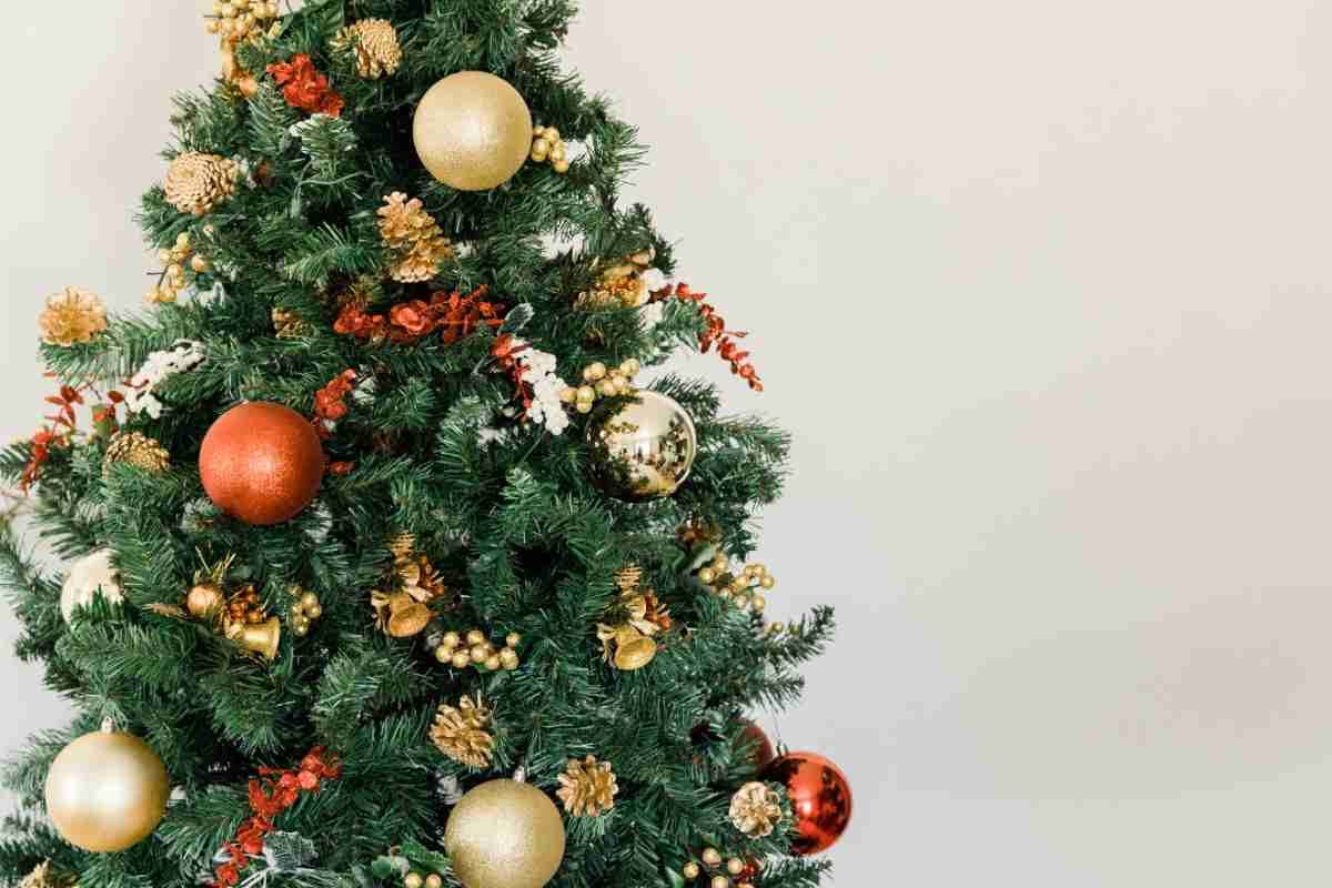 Albero di Natale oro e rosso