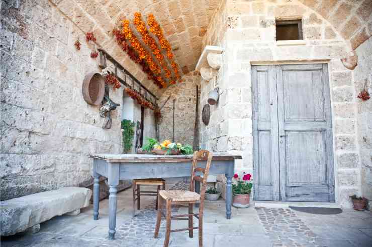 interni di una masseria, casa di campagna in stile rustico