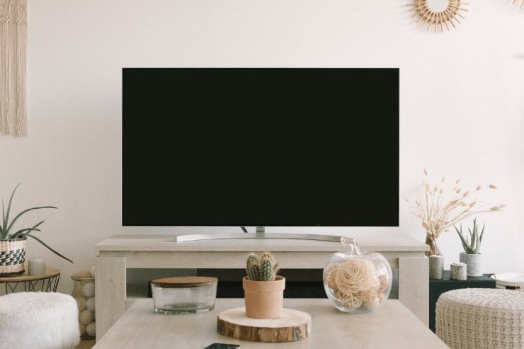 idee per mettere la tv in salotto