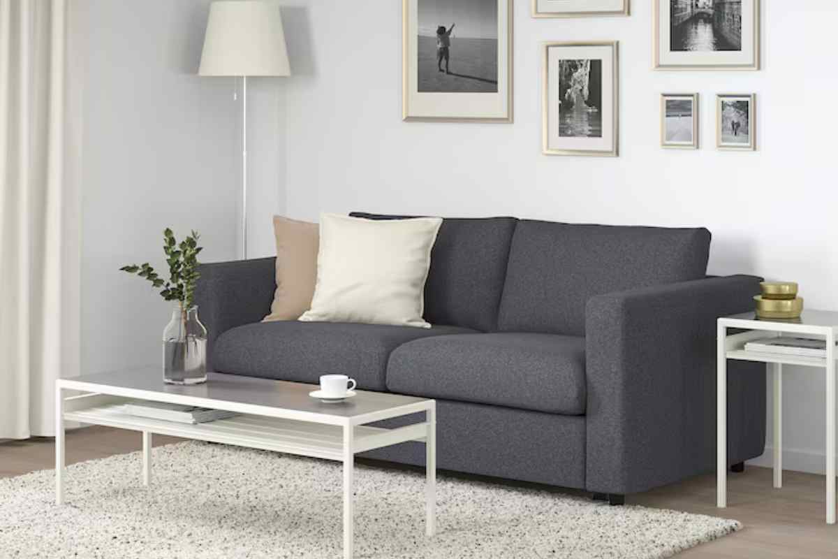 Divano letto Ikea 2 posti della serie VIMLE