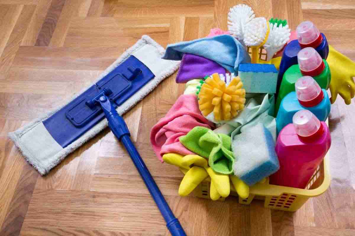 Consigli e trucchi per lavare i pavimenti