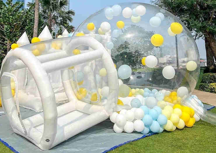 Gonfiabile da giardino per le feste dei bambini a forma di igloo trasparente con palloncini