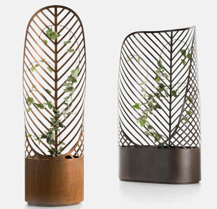 Screen Pot Vasi di metallo De Castelli con pianta rampicante