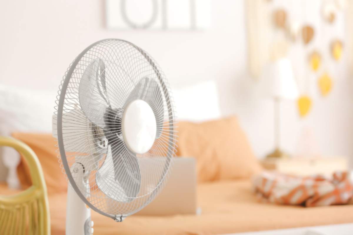 Addio condizionatore: rinfrescare casa col ventilatore