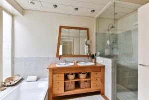 Consigli per ristrutturare bagno e aumentare valore della casa