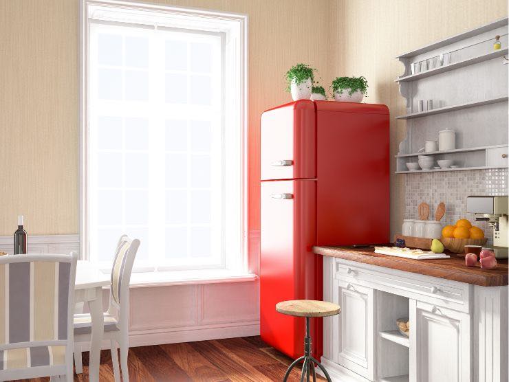 Cucine retrò elettrodomestici colorati fai-da-te