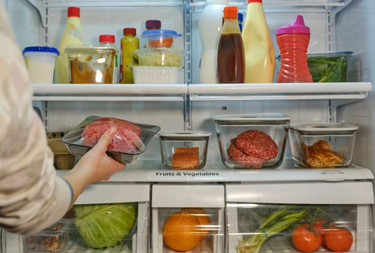 Disposizione prodotti nel frigo