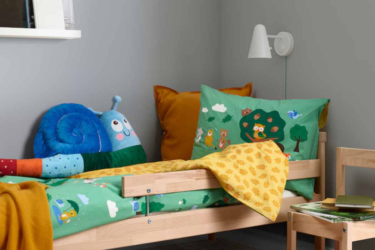 letto bambino lenzuola verde fantasia