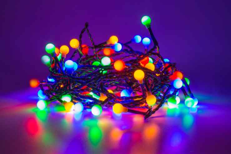 catena di luci LED multicolor per albero di Natale