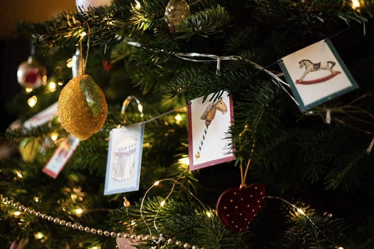 Decorazioni casalinghe per l'albero di Natale