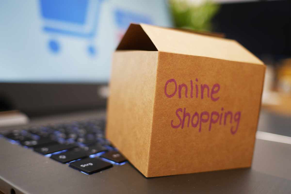 scatola shopping online amazon