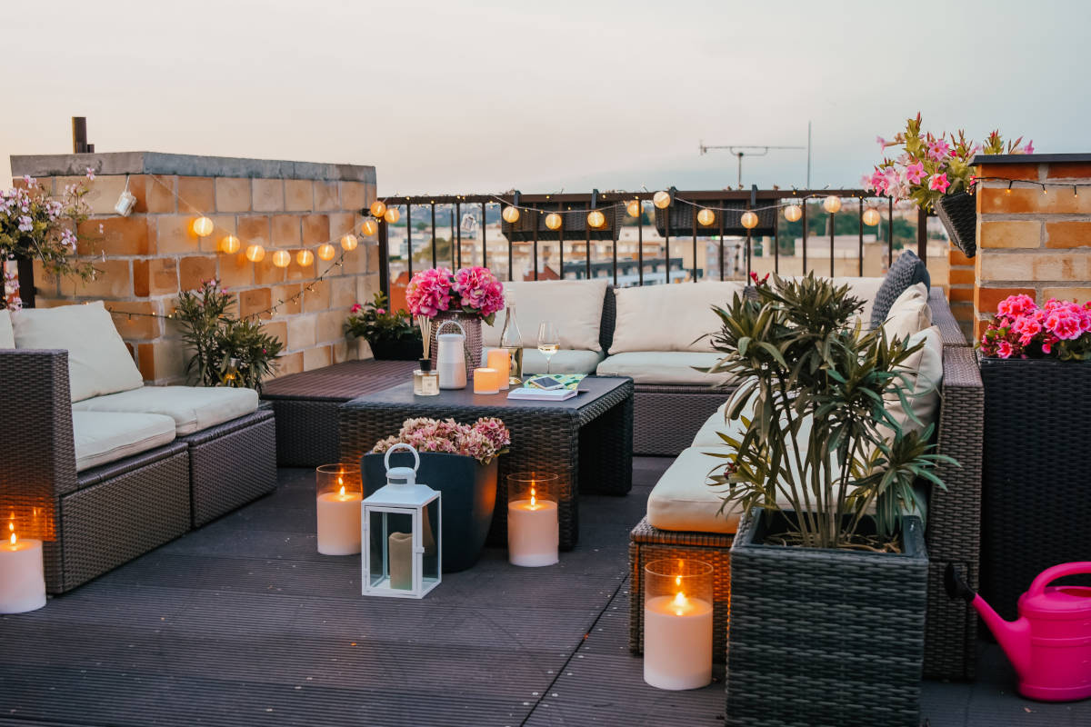 I migliori tavoli per terrazzo e balcone - consigli su come